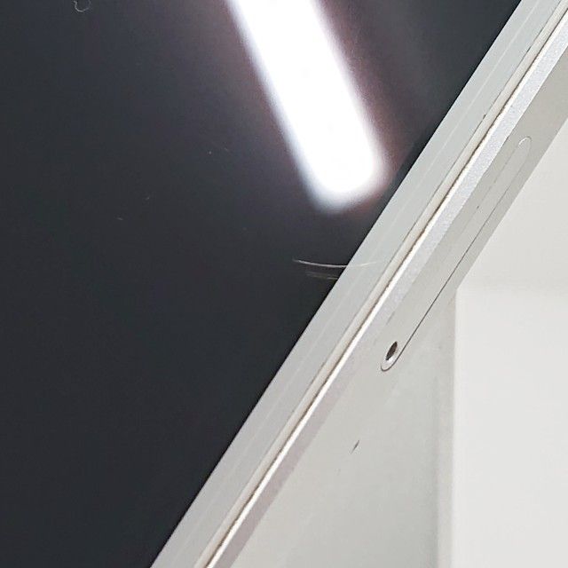 iPhoneSE 128GB SoftBank ����С� c18953