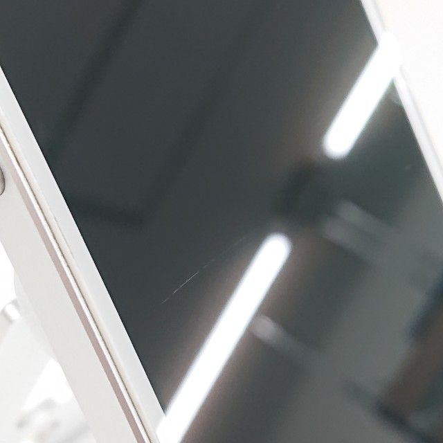 iPhoneSE 128GB SIM�ե꡼ ����С� c18954