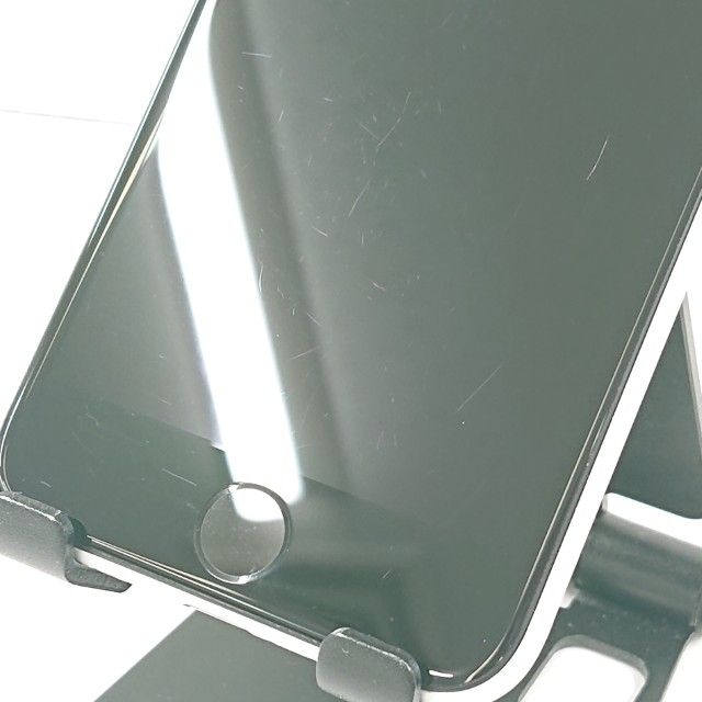 iPhoneSE ��2���� 64GB au �ۥ磻�� c19185