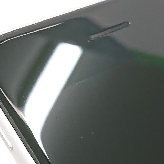iPhoneSE ��2���� 64GB au �ۥ磻�� c19164