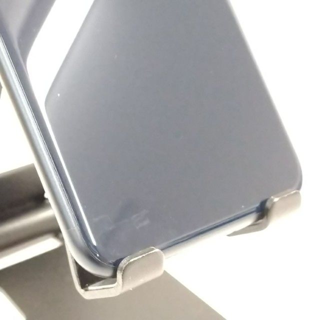 iPhoneSE ��3���� 64GB au �ߥåɥʥ��� c22910