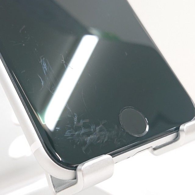 iPhoneSE ��2���� 64GB au �ۥ磻�� c19167