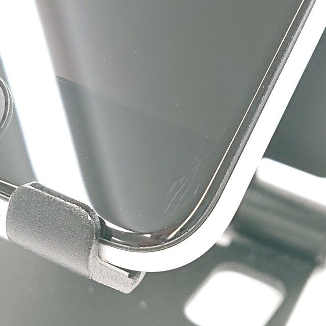 iPhoneSE ��2���� 64GB au �ۥ磻�� c19177