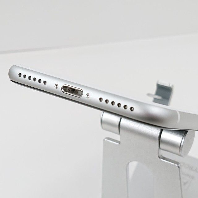 iPhoneSE ��2���� 64GB �ɥ��� �ۥ磻�� c22953