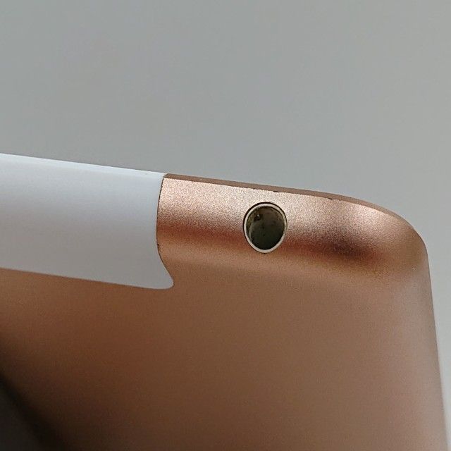 iPad 8 Wi-FiCellular 128GB au  c15296