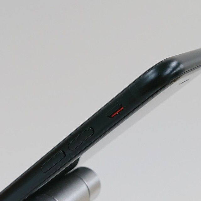 iPhoneSE ��3���� 64GB au �ߥåɥʥ��� c18191