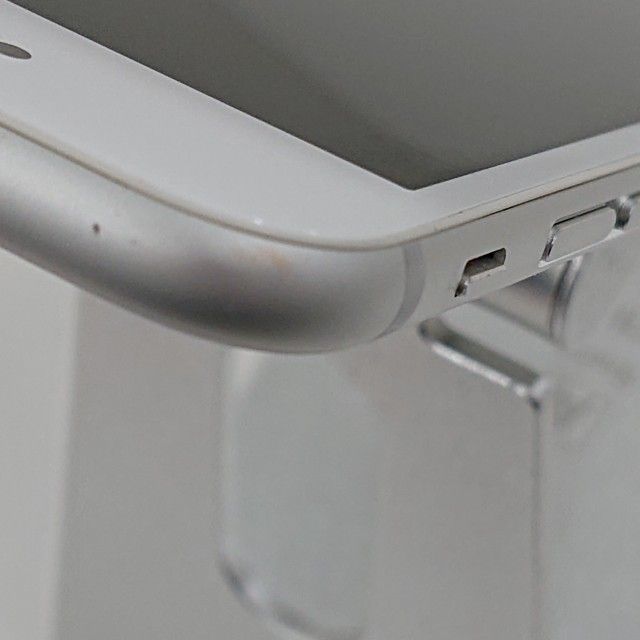 ムスビー｜iPhone6 16GB SIMフリー シルバー c19326【iPhone6s SIM
