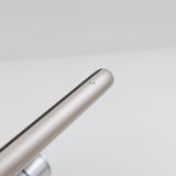 iPhoneSE ��3���� 64GB au �������饤�� c22897