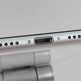 iPhoneSE ��2���� 64GB au �ۥ磻�� c20252