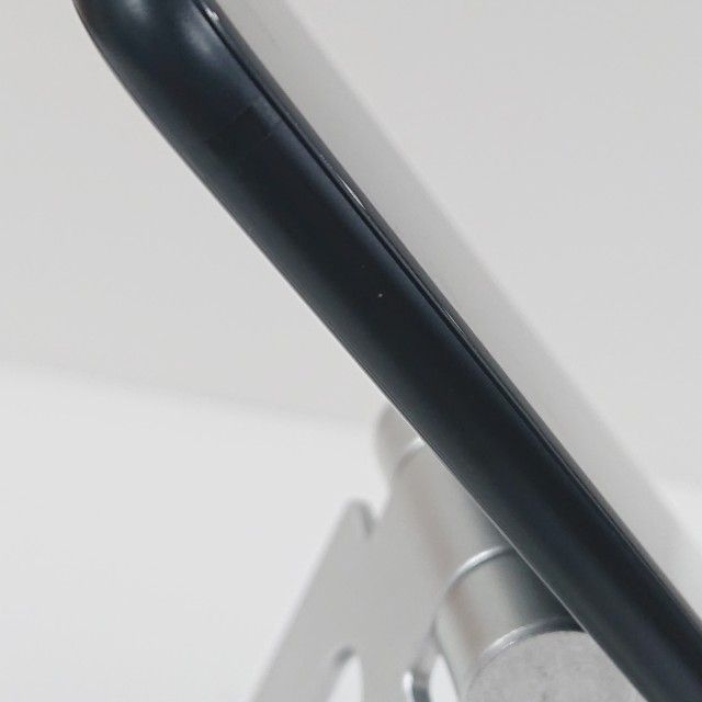 iPhoneSE ��2���� 64GB �ɥ��� �֥�å� c18465