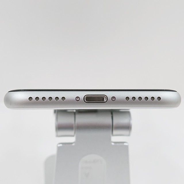 iPhoneSE ��2���� 64GB �ɥ��� �ۥ磻�� c21790