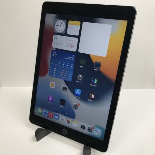 ムスビー｜iPad Air2 Wi-Fi 16GB スペースグレイ 本体 n04986【iPad 