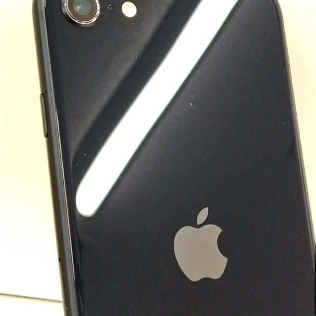 iPhoneSE ��3���� 64GB au �ߥåɥʥ��� c22916