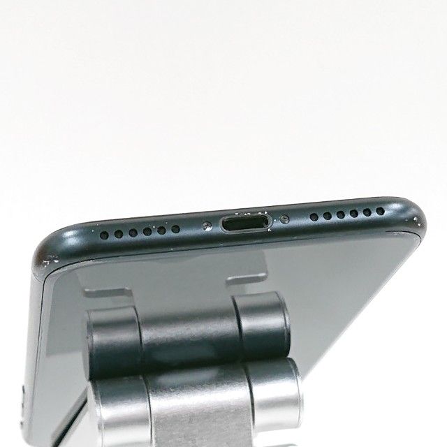 iPhoneSE ��3���� 64GB Rakuten �ߥåɥʥ��� c18675