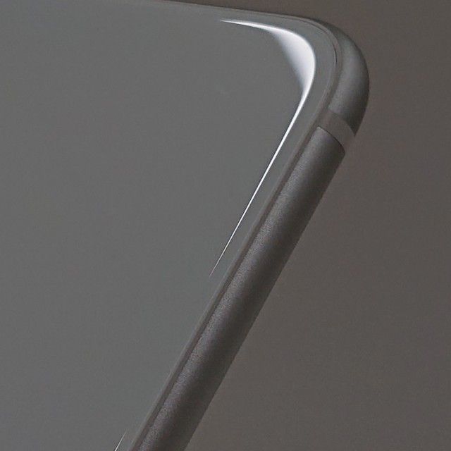 iPhoneSE ��2���� 64GB au �ۥ磻�� c19194