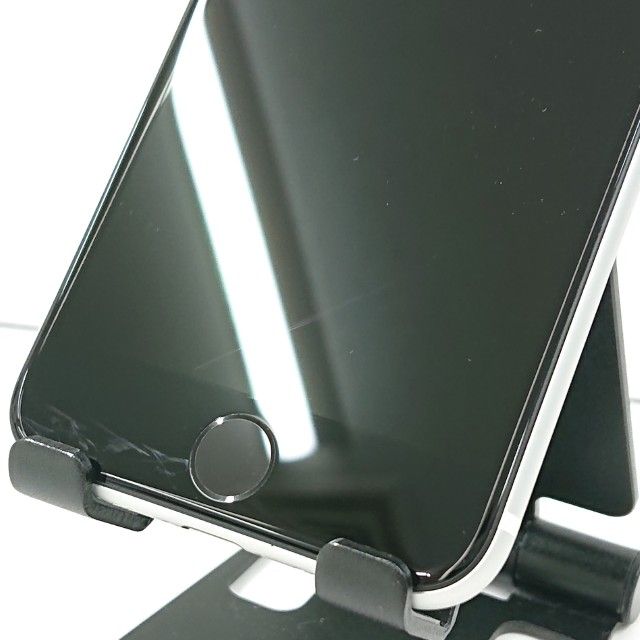 iPhoneSE ��2���� 64GB au �ۥ磻�� c16569