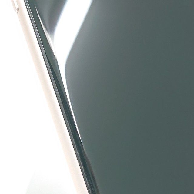 iPhoneSE ��3���� 64GB au �������饤�� c18830