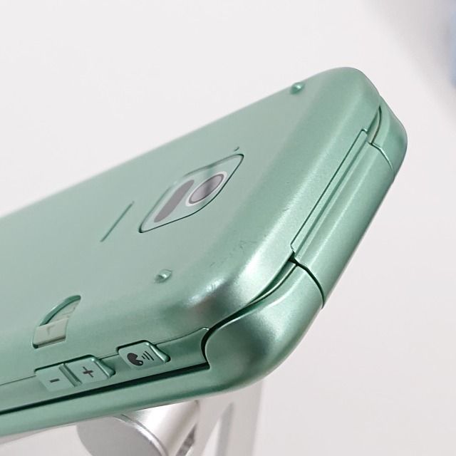 docomo　F-02J　らくらくホン　ガラホ　富士通　ミントグリーン らくらくシリーズ 【美品】らくらくホン F-02J ミントグリーン ドコモ