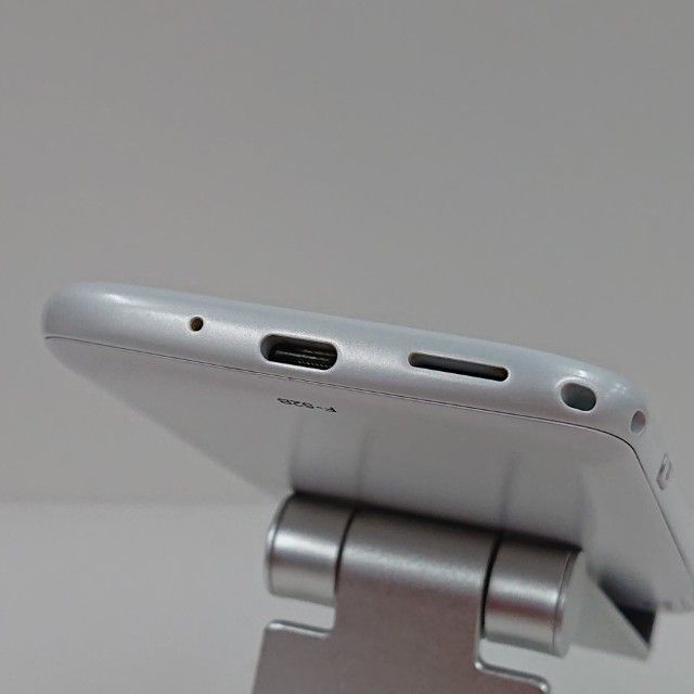 �餯�餯���ޡ��ȥե��� F-52B �ɥ��� �ۥ磻�� c18135