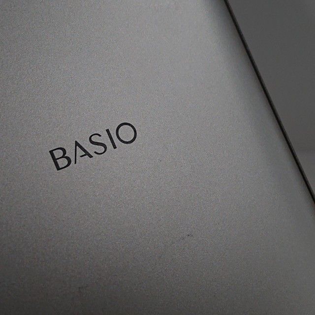 BASIO4 KYV47 au �����ѥ󥴡���� c17560