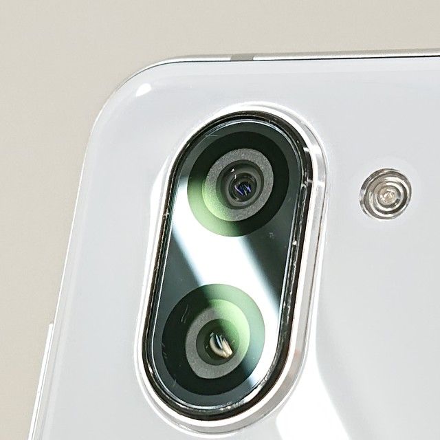 AQUOS R3 SHV44 au �ץ���ʥۥ磻�� c21996