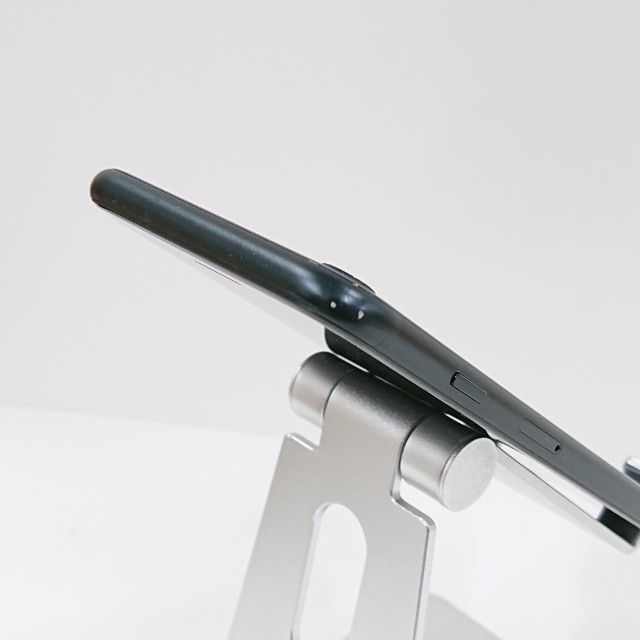 iPhoneSE ��3���� 64GB au �ߥåɥʥ��� c18193