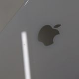 iPhoneSE ��2���� 64GB �ɥ��� �ۥ磻�� c21879