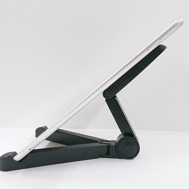 iPad ��6���� Wi-Fi+Cellular 32GB au ����С� c18283