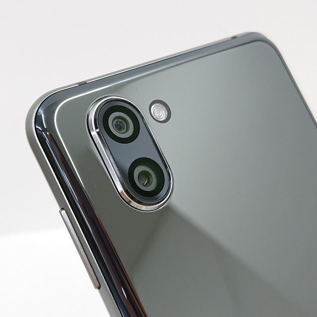 AQUOS R3 SHV44 au プレミアムブラック AQUOS R3 SHV44 auの特長｜AQUOS：シャープ