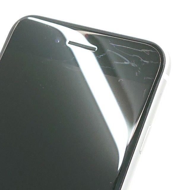 iPhoneSE ��2���� 64GB au �ۥ磻�� c16572