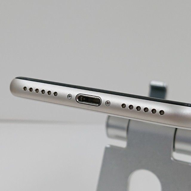 iPhoneSE ��3���� 128GB �ɥ��� �������饤�� c21413