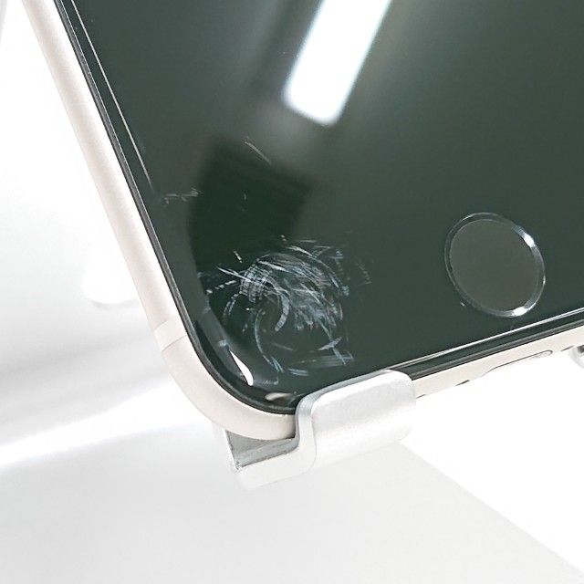 iPhoneSE ��3���� 64GB �ɥ��� �������饤�� c23257