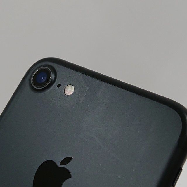 iPhone7 32GB au �֥�å� c21092