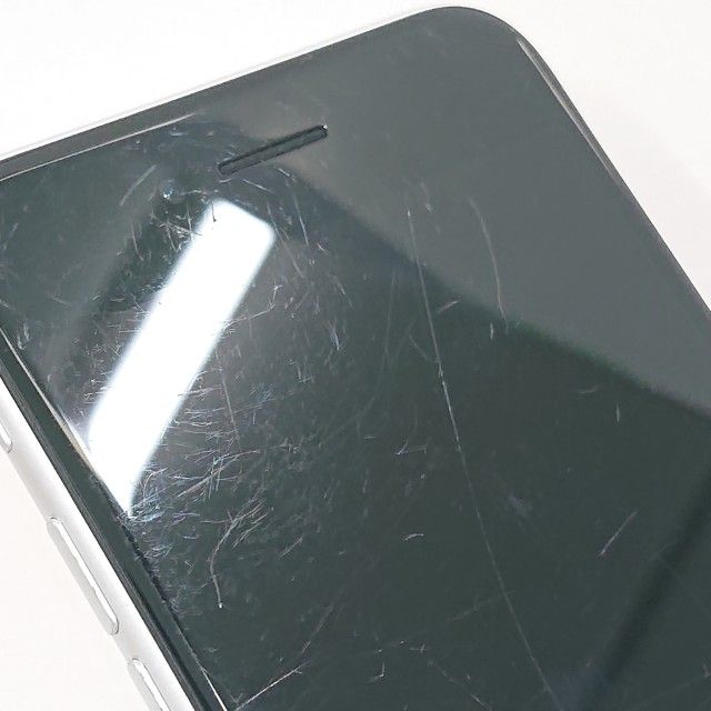 iPhoneSE ��2���� 64GB au �ۥ磻�� c19169