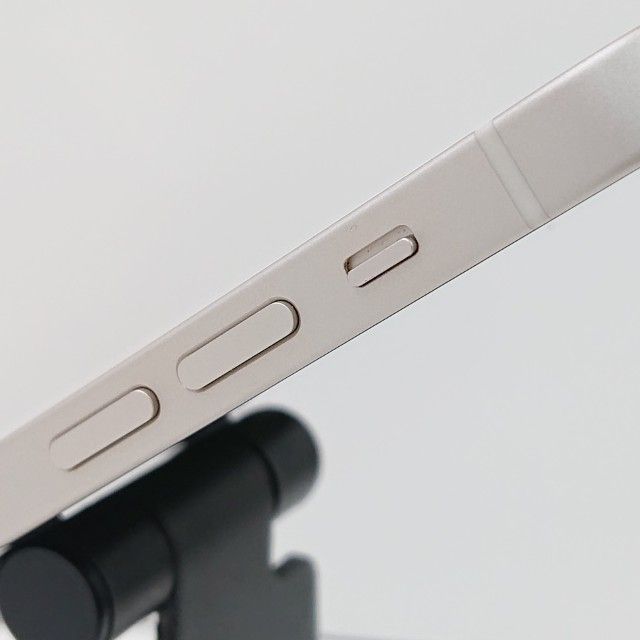 iPhone12 256GB �ɥ��� �ۥ磻�� c16561