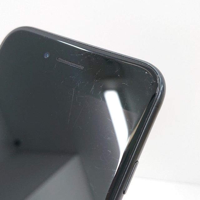 ���������ʡ�iPhoneSE ��2���� 128GB �ɥ��� �֥�å� c19397