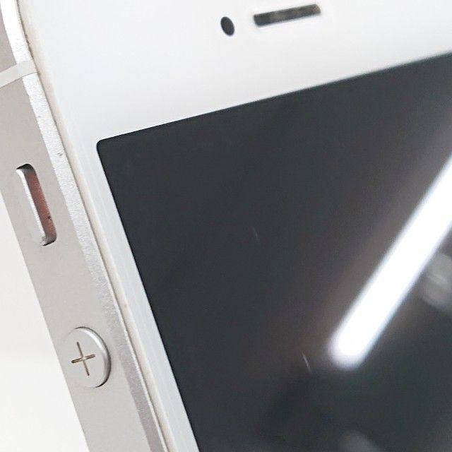 iPhoneSE 128GB SoftBank ����С� c18953