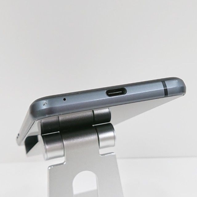 AQUOS sense3 basic SHV48 au �֥�å� c18709