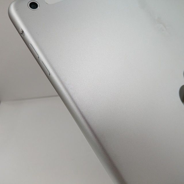 iPad Air Wi-Fi + Cellular 16GB �ɥ��� ����С� c21755