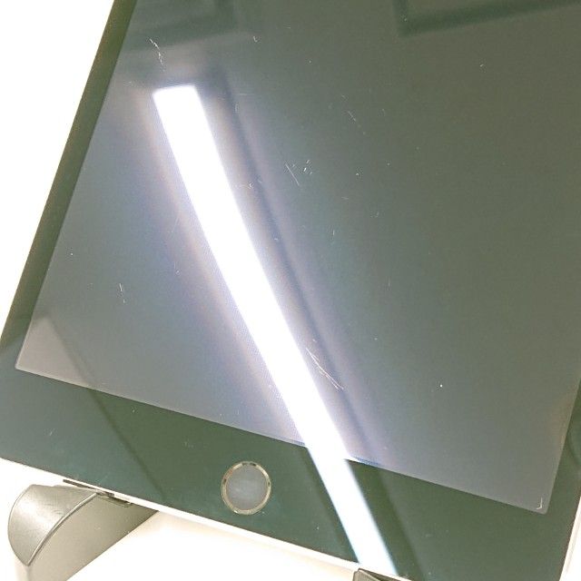 �ڥ�����ʡ�iPadmini��4���� Wi-Fi+Cellular 32GB au c17359