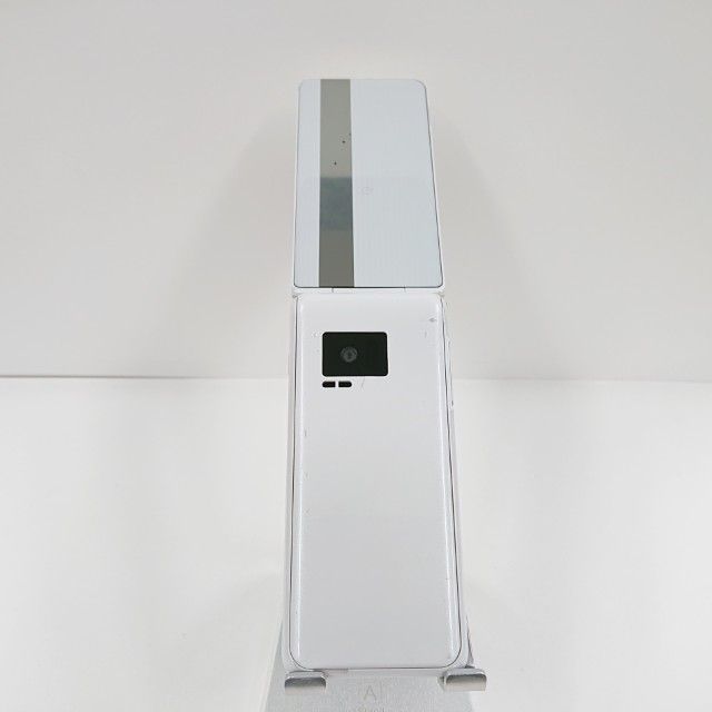 P-smart �������� P-01J �ɥ��� �ۥ磻�� c20782