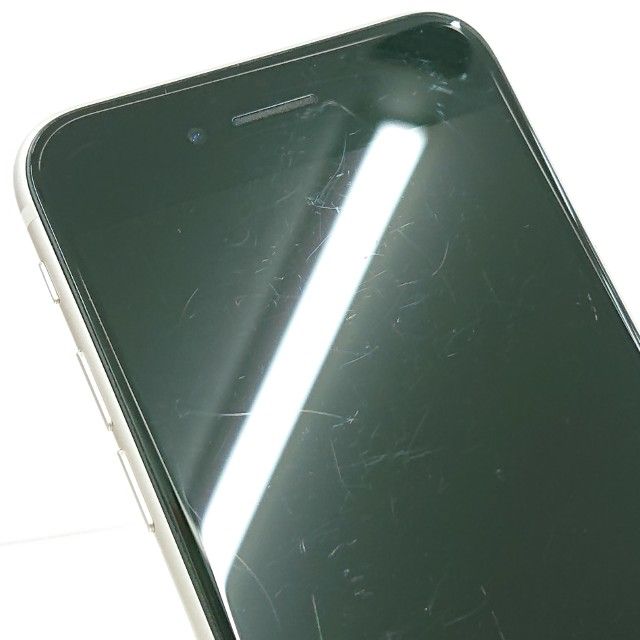 iPhoneSE ��3���� 64GB au �������饤�� c22900
