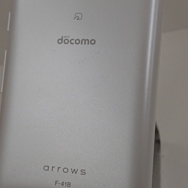 arrows Be4 Plus F-41B �ɥ��� �ۥ磻�� c17062