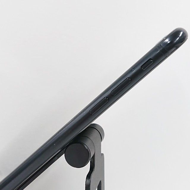 iPhoneSE ��2���� 64GB �ɥ��� �֥�å� c16551