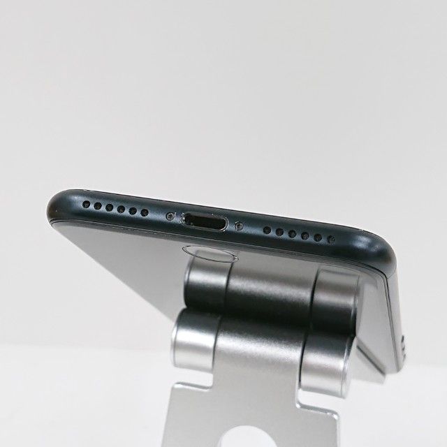 iPhoneSE ��3���� 64GB au �ߥåɥʥ��� c18192