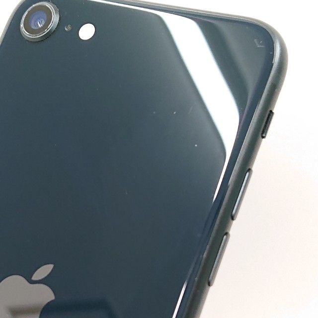 iPhoneSE 3 64GB SoftBank ߥåɥʥ c15921