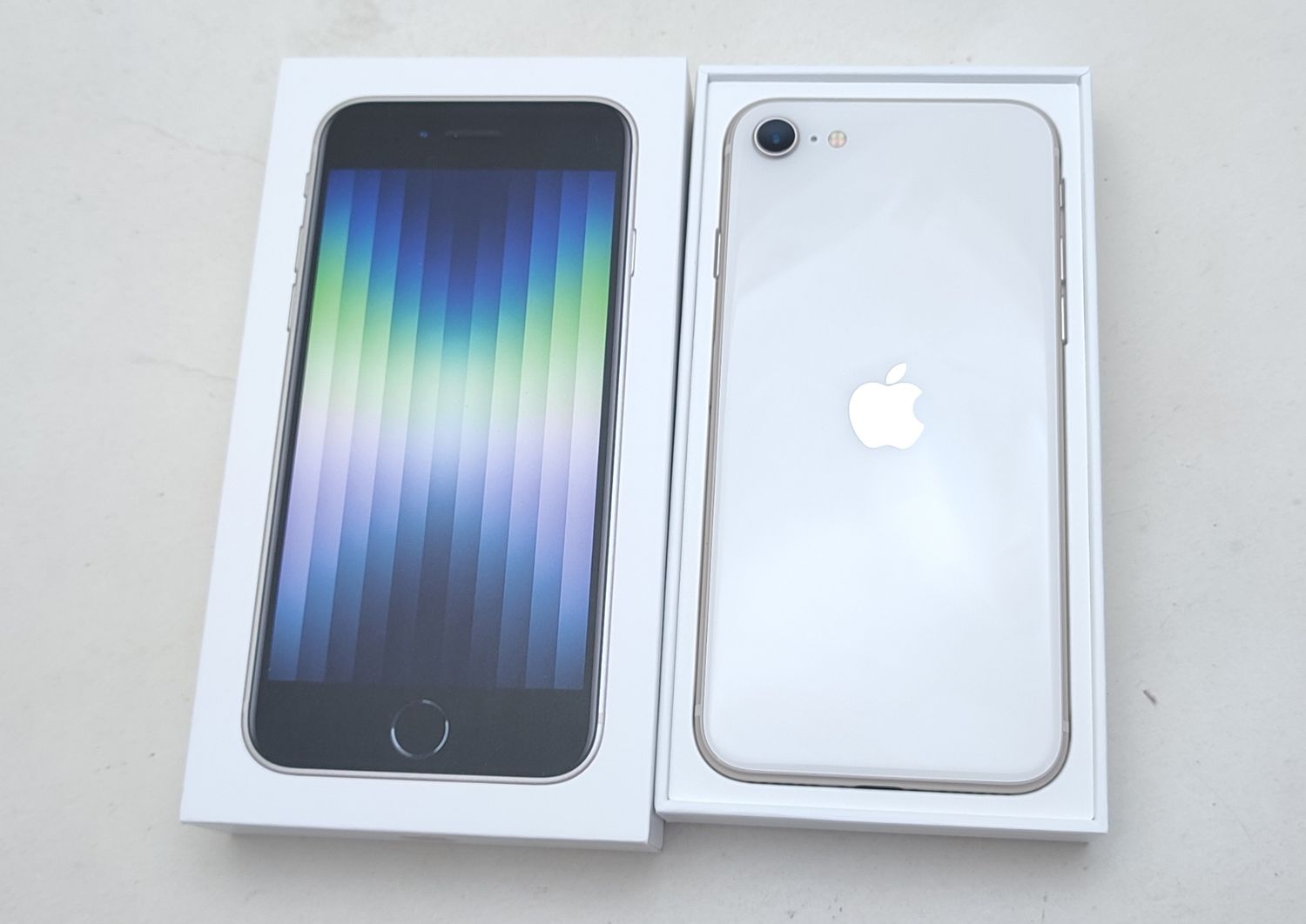 ムスビー｜【美品中古】 iPhone SE3 128GB スターライト SIMロック解除  