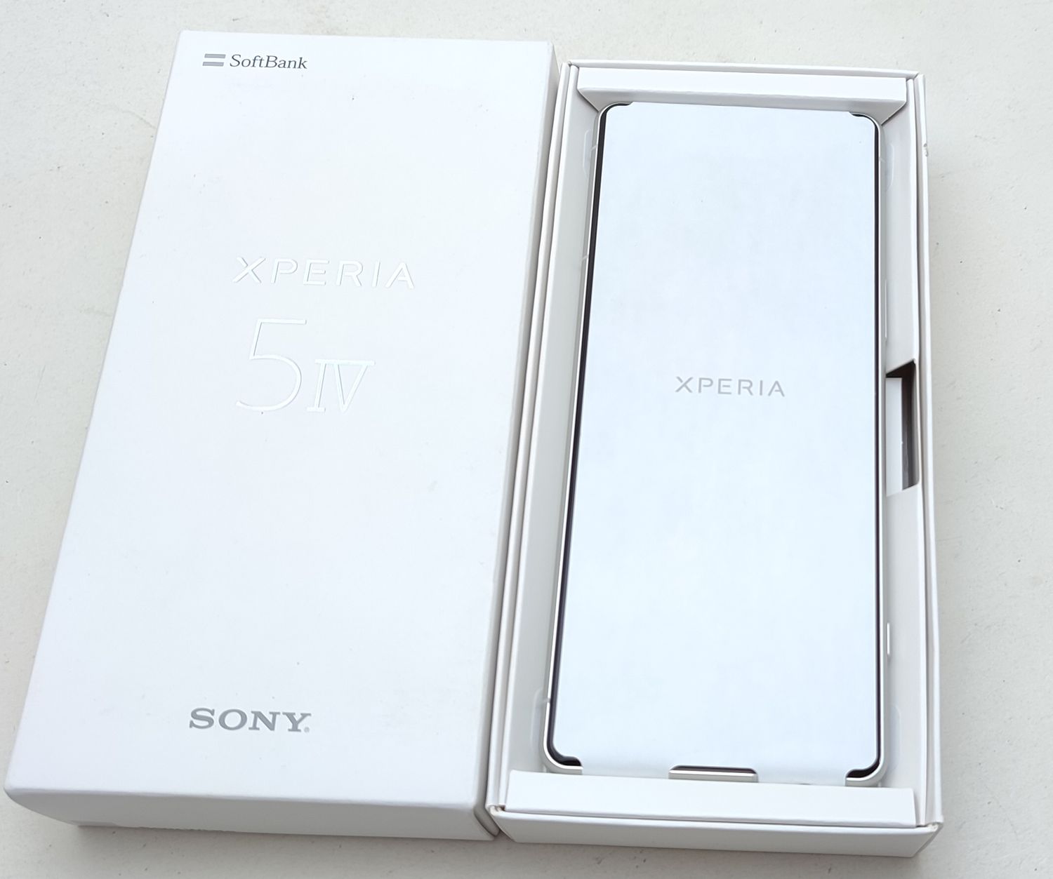 ムスビー｜【新品未使用】 A204SO Xperia 5 IV ホワイト SIMロック解除 