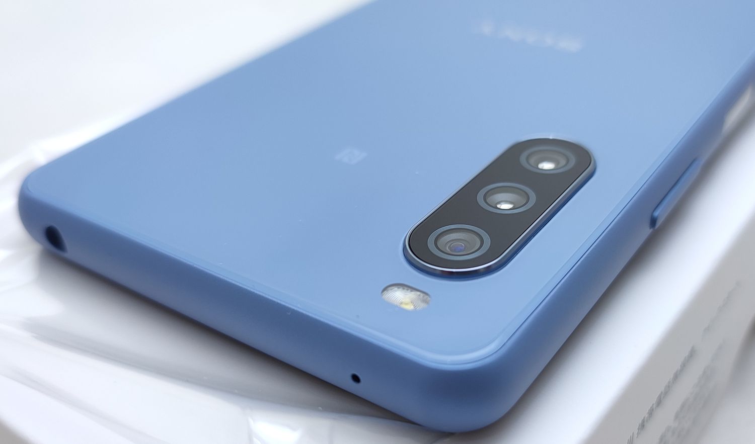 ムスビー｜【新品未使用】 A102SO XPERIA 10 III ブルー ◯判定 SIM  