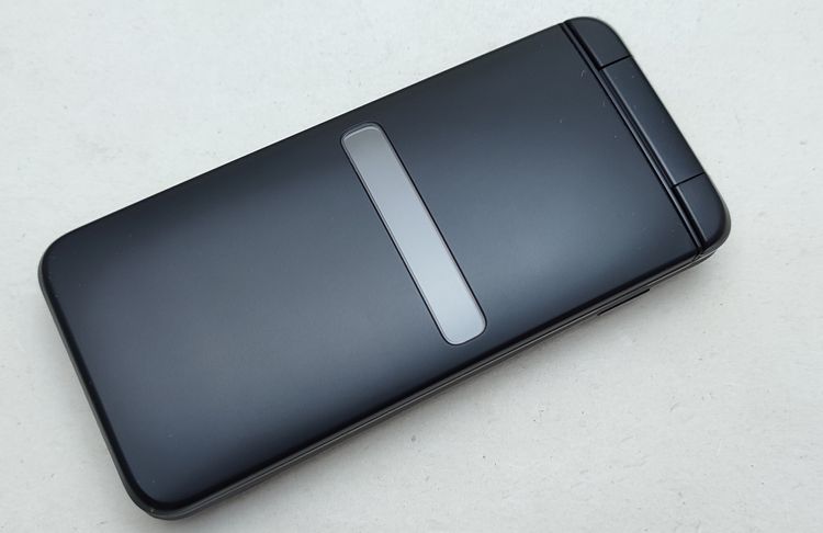 ��������ʡ� KYF39 GRATINA �ϡʥ֥�å��� SIM���å������